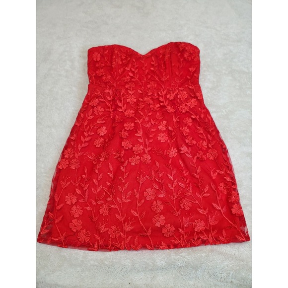 Lulus Dresses & Skirts - Lulus Red Floral Lace Strapless Bustier Sweetheart Mini Dress Medium Party HOCO